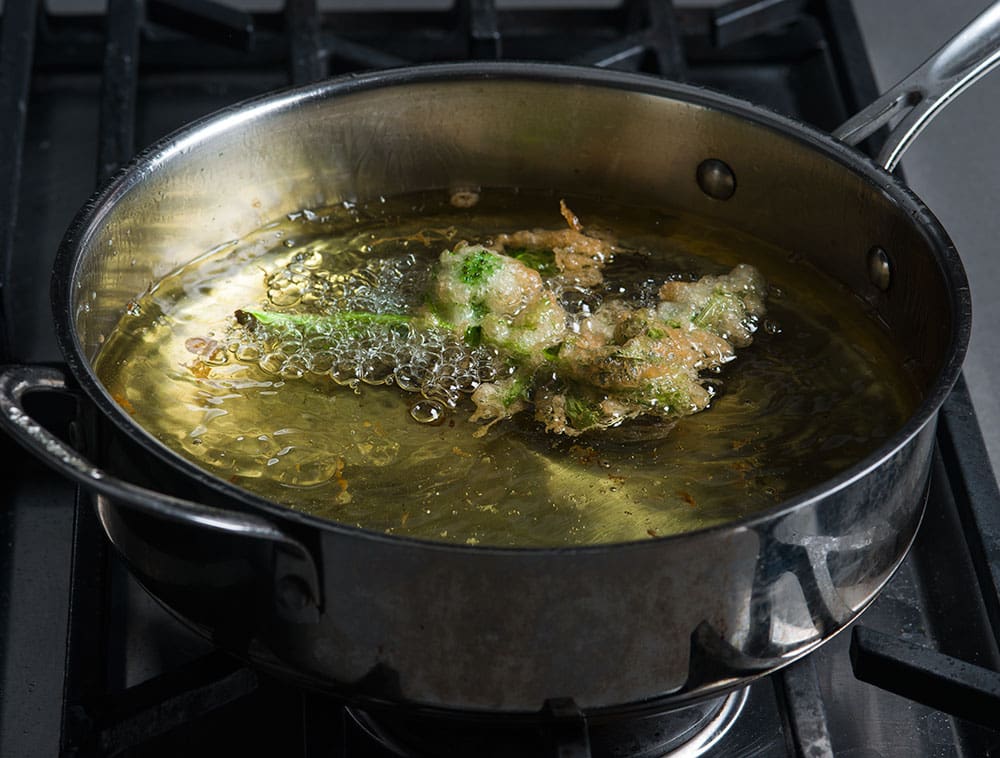 batterfried-frying